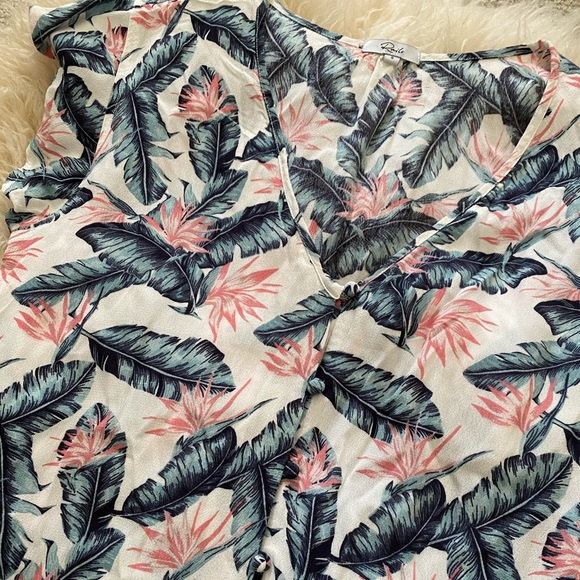 RAILS Floral palm top - Picture 3 of 4